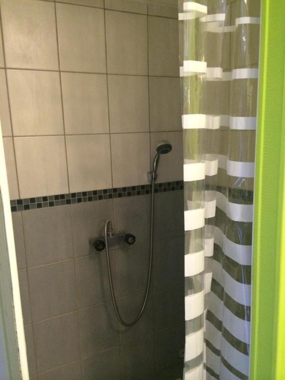 Hotel Le Fecamp Болбек Стая снимка