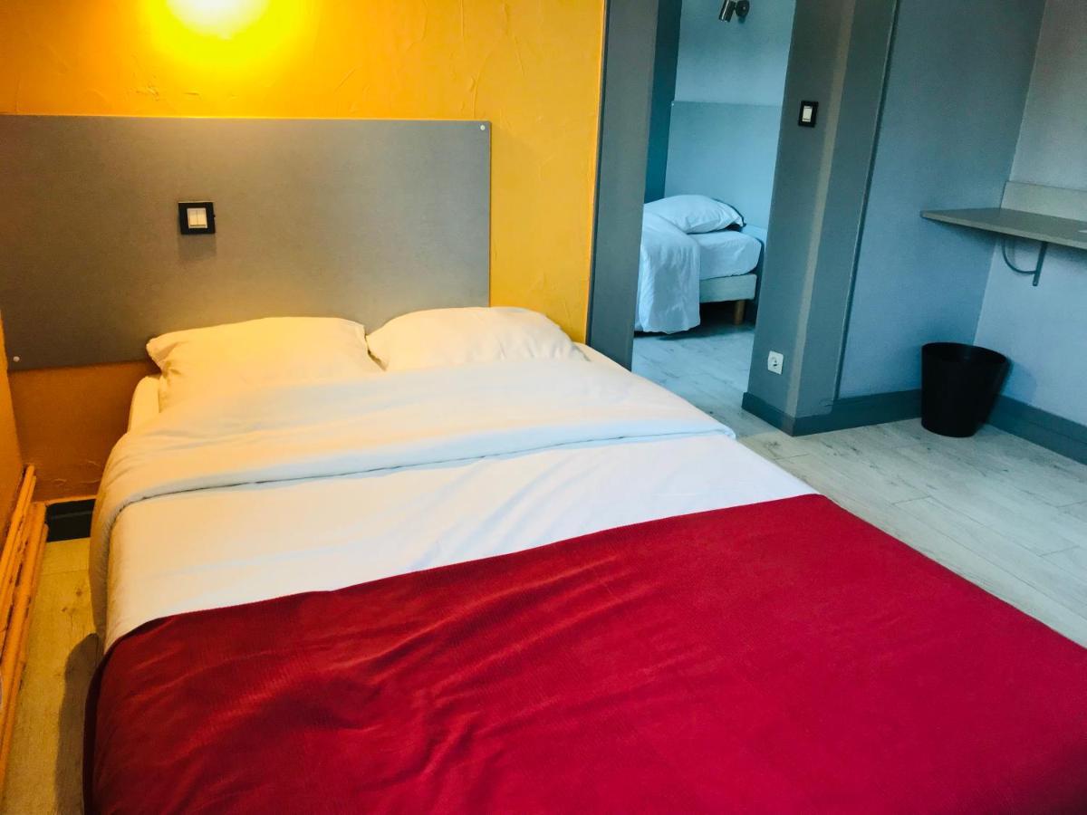 Hotel Le Fecamp Болбек Екстериор снимка